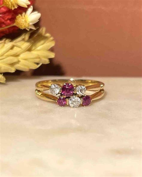 Bague Rivière Vintage Rubis Diamants Trixie Bijoux uniques et