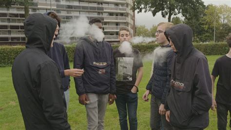 Zeker 14 Kinderen En Jongeren Naar Het Ziekenhuis Door Vapen