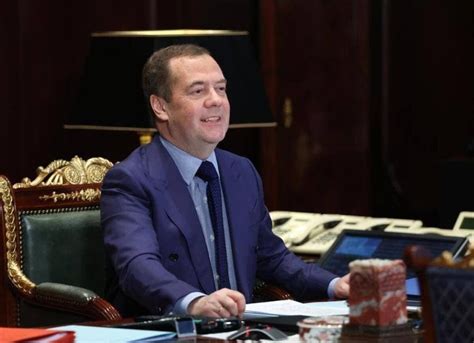 Dmitri Medvedev Europa ar putea dispărea din cauza liderilor UE DCNews