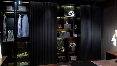 Get The Latest Modern Closet Design Options With DCassa DCassa