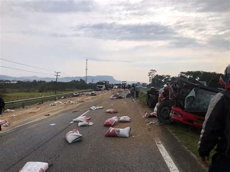 Grave Acidente Deixa Duas V Timas Na Br Em Palho A Olho Vivo Can