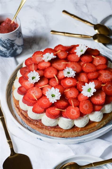 Tarte Brioche Aux Fraises Anneso Fashioncooking