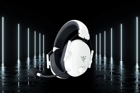 Razer BlackShark V2 HyperSpeed - Wireless Ultra-Lightweight Esports ...