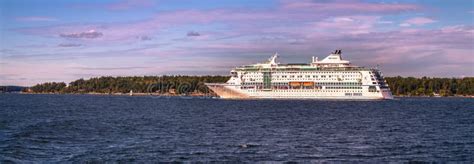 Stockholm - September 23, 2018: Cruise Boat in the Swedish Archipelago ...