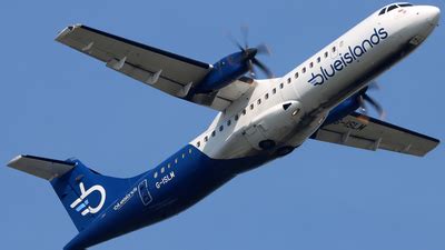 G ISLM ATR 72 212A 500 Blue Islands Dave Potter JetPhotos