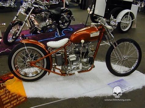 2017 Triumph Bobber Springer Front End