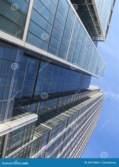 Canary Wharf Buildings stock image. Image of glass, london - 34912669