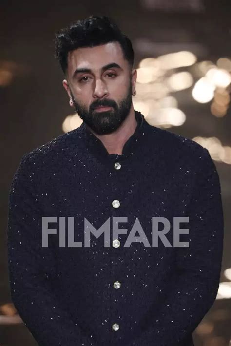 Ranbir Kapoor turns showstopper for Kunal Rawal in an ethnic look | Filmfare.com