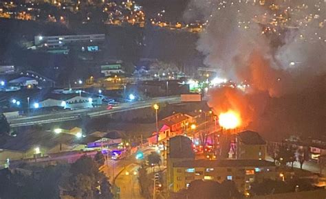 VIDEO Dantesco Incendio Afecta A Bodega En El Sector Limonares De