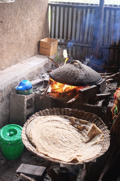 Treasures In Jars of Clay: Injera Making