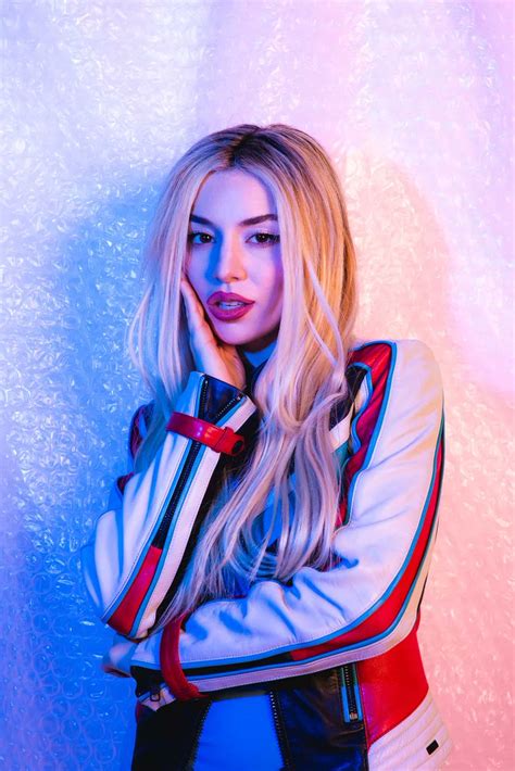 AMBR Ava Max Brasil On Twitter Fotos Profissionais De Avamax Ontem