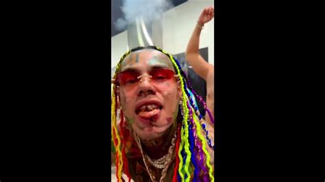 6ix9ine Eating Cockroaches In A Room Filled With Men Scared To Come