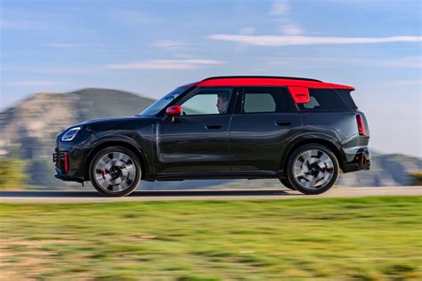 MINI Countryman John Cooper Works Frische JCW U25 Fotos