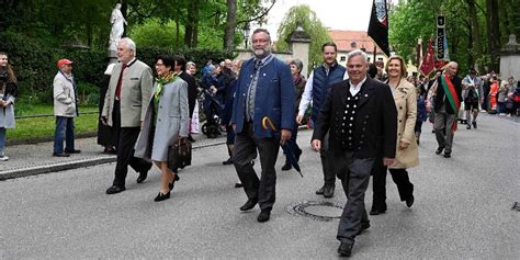 50 Jahre BRK Bereitschaft Ismaning Wir Gratulieren Gemeinde Ismaning