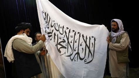 What is the Taliban flag? Meaning and translation of the group's flag ...