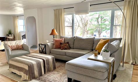 How to Choose Curtains for Your Living Room: Expert Advice