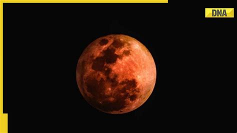 Total Lunar Eclipse On November How Is It Different From Partial And