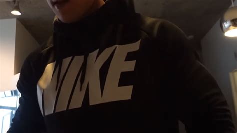 Please someone identify this Nike hoodie! : r/Nike