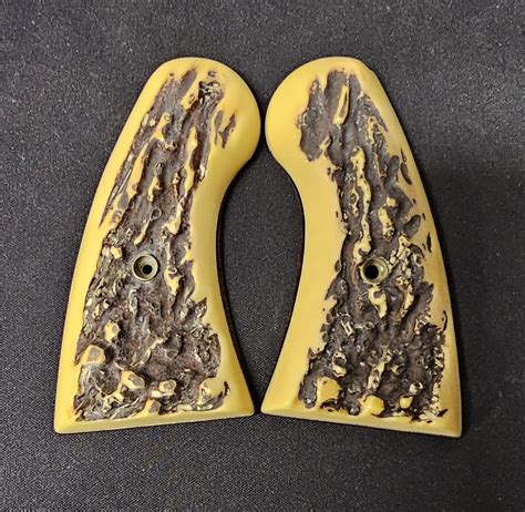 Colt New Service Revolver Grip Jay Scott #27