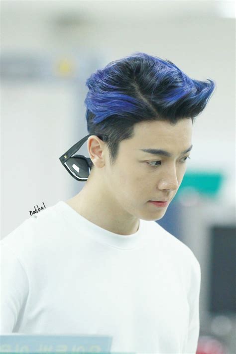 Idol List 10 Male K Pop Idols Who Looked Brilliant In Blue Hair