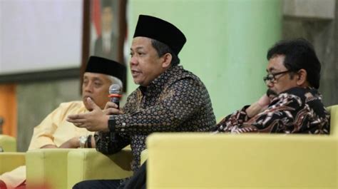 Kasus Pencemaran Nama Fahri Hamzah Vs Sohibul Jalan Terus