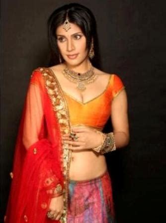 South Siren Actress Neesha Singh Hot Photos Wallpapers Pics Images