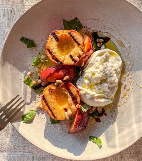 Grilled Peach And Burrata Salad Recipe Summer Salads Burrata Salad Grilled Peach Salad