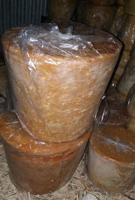 Natural Solid Jaggery Kg Shape Cube Organic At Rs Kg In Navi