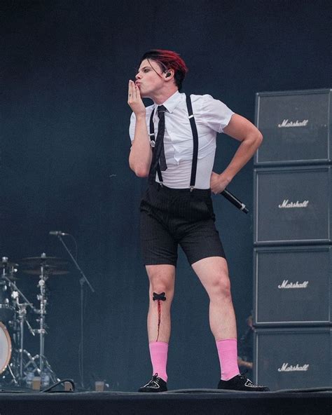 Yungblud Fashion Sporty Pink Socks