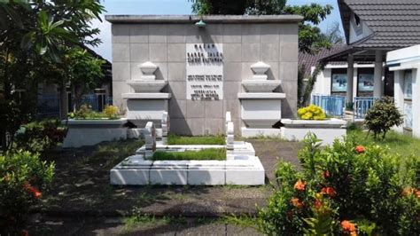 Jejak Islam 3 Makam Keramat Di Bogor Untuk Wisata Religi Sering