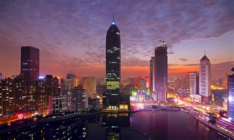 Viewfinder: Wuhan Skyline | SkyriseCities