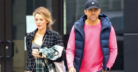 Ryan Reynolds Et Sa Femme Blake Lively Se Prom Nent Avec Une Amie New