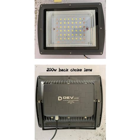 120 Degree ADC12 200W LED Flood Light Back Choke Gilt Series IP Rating