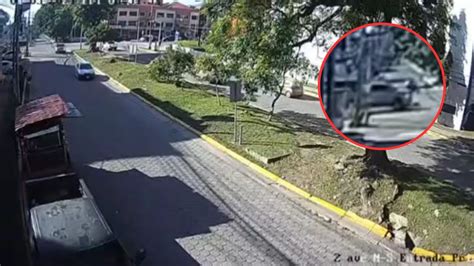 V Deo Capta Momento En Que Veh Culo Atropella A Un Hombre En Sps