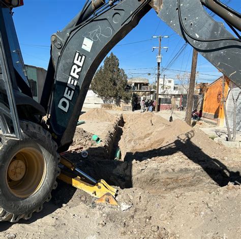 Trabaja Obras P Blicas En Introducci N De Drenaje Y Agua Potable Previo