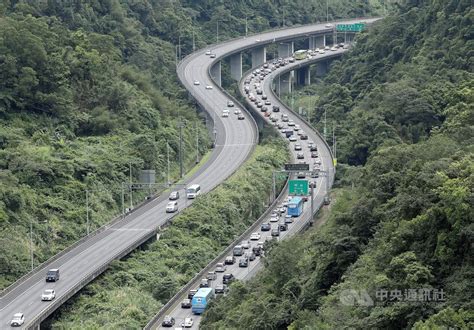 端午連假反彈式出遊 估國5蘇花改南下明天清晨就塞 Yahoo奇摩汽車機車