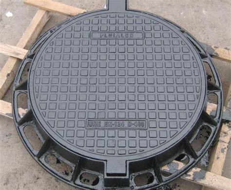 Strong Corrosion Resistance Cast Iron Manhole Covers China Ductile