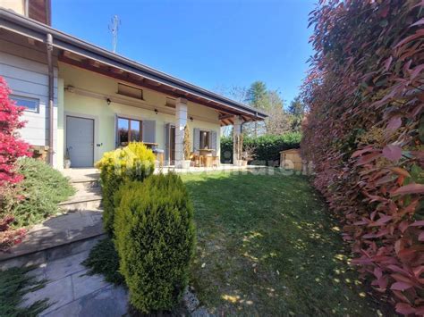 Vendita Villa A Schiera In Via Vittorio Emanuele Ii Calusco D Adda