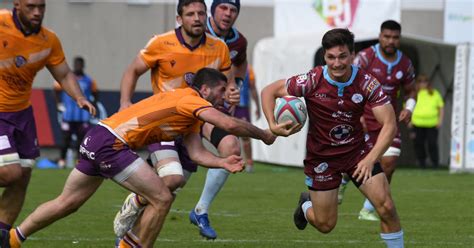 Rugby Nationale CSBJ une défaite pour conclure et la tête déjà à