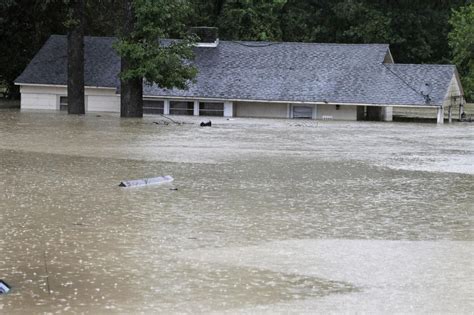 Hundreds Rescued In Flooded Midlands State Record Flood Brings Rescues