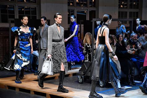 Le Sfilate Aperte Al Pubblico Sono Il Futuro Delle Fashion Week