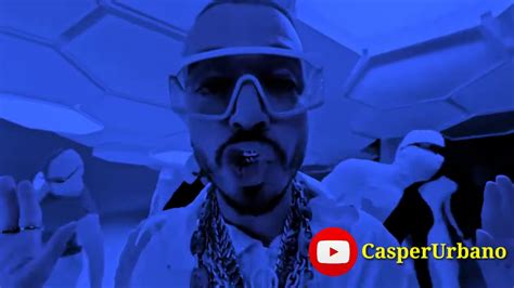 Yo Ped Un Trago Y Ella La Botella J Balvin Video Oficial Youtube