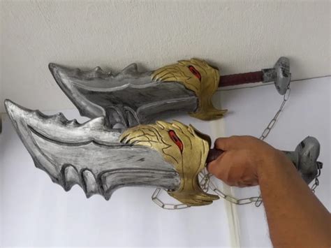 Blades Of Chaos Lâminas do Caos God Of War Kratos Cosplay | Elo7