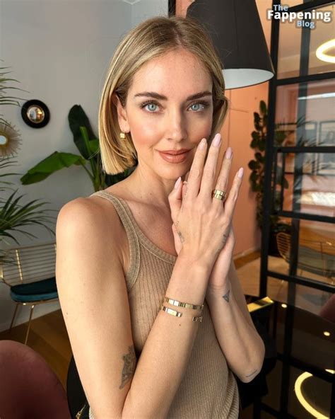 Chiara Ferragni Shows Off Her Nude Tits 4 Photos TheFappening