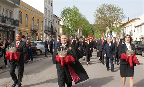 TOMAR Festa dos Tabuleiros Terceira Saída de Coroas é neste domingo