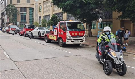 警九龍城區打擊交通違例 拖走12車另檢控行人亂過馬路 星島日報