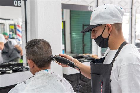 Fotos Academia De Barberos