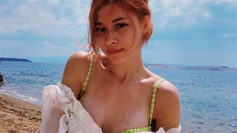 Hot Sexy Ipek Ozagan Bikini Pics