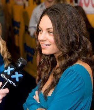 Mila Kunis undated interview with Extra... shared to groups 4/19/17 ...