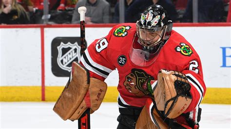 Peterson's shootout goal leads Stars past Blackhawks 1-0 - ABC7 Chicago